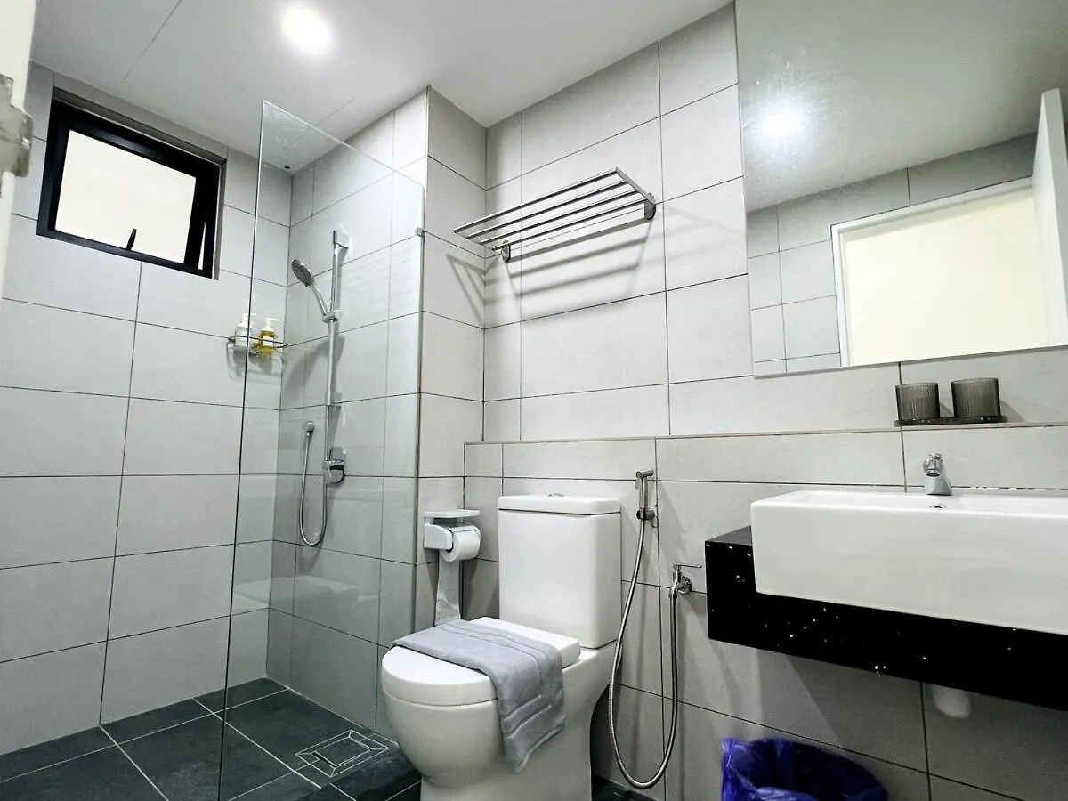 Studio 2Bed4Pax Kekloksi View Ayer Itam