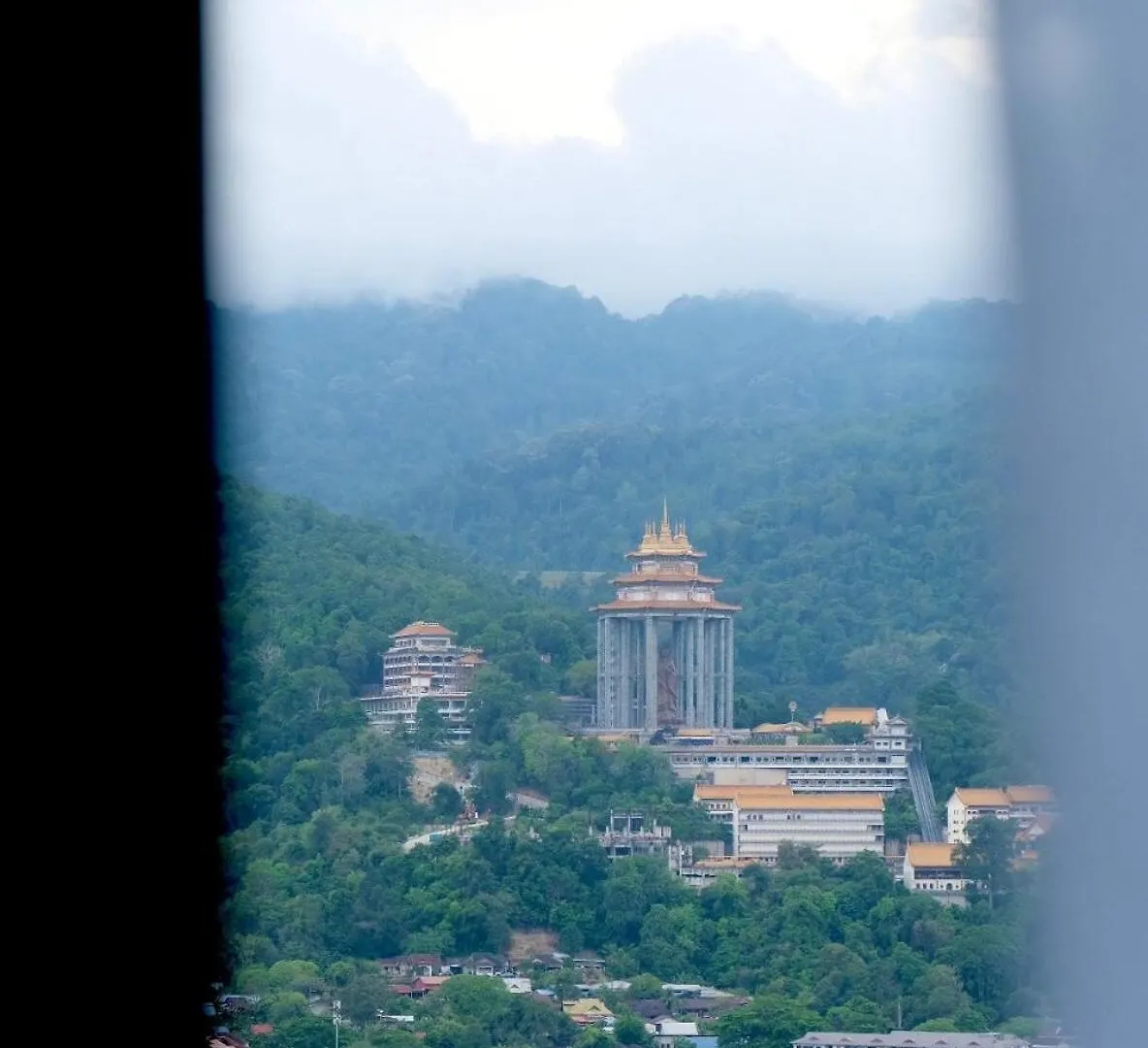 Studio 2Bed4Pax Kekloksi View Ayer Itam Malaysia